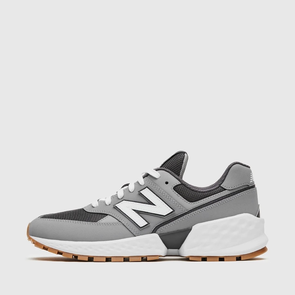 FIGS New Balance 574S